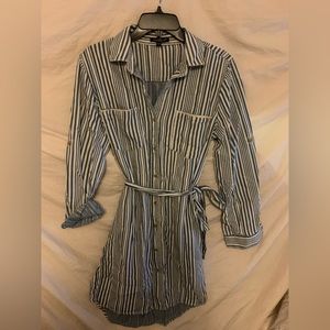 ✨⚡️💥 Velvet Heart Lifestyle Blue and White Striped Long Sleeve Shirt Dress